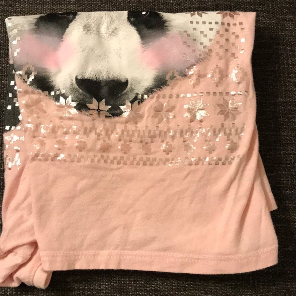 ❌Sold❌ 3/$15🎄Children’s place snow panda shirt size 5/6 - Picture 6 of 6